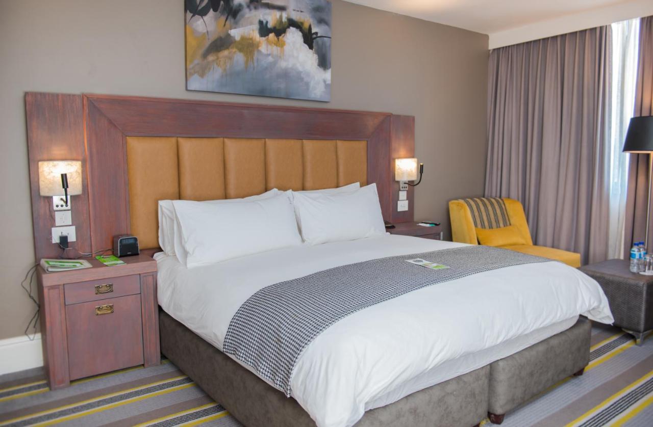 Holiday Inn - Mutare By Ihg Экстерьер фото