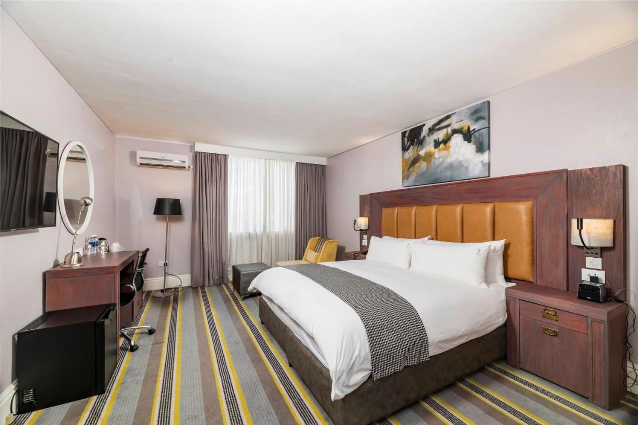 Holiday Inn - Mutare By Ihg Экстерьер фото